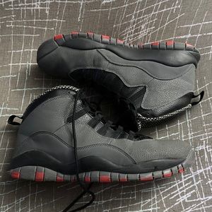 Air Jordan 10. (No box available)